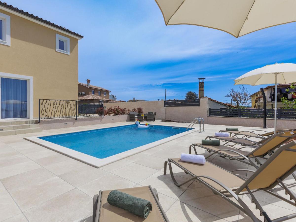 Holiday Home Villa Dora By Interhome Pula Exterior foto